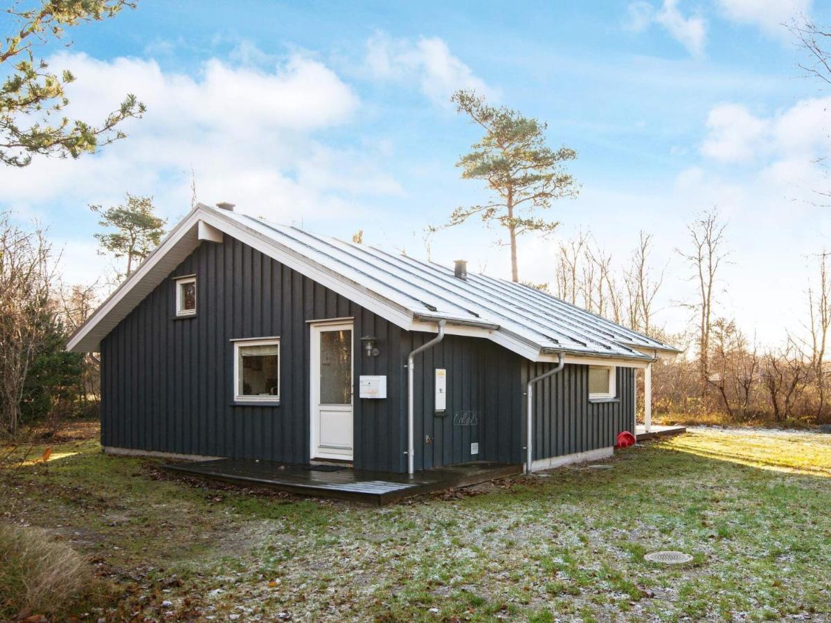 8 Person Holiday Home In Grenaa Exterior photo